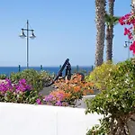Puerto Chico N شقة