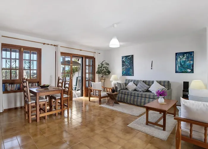 Puerto Chico N * Playa Blanca