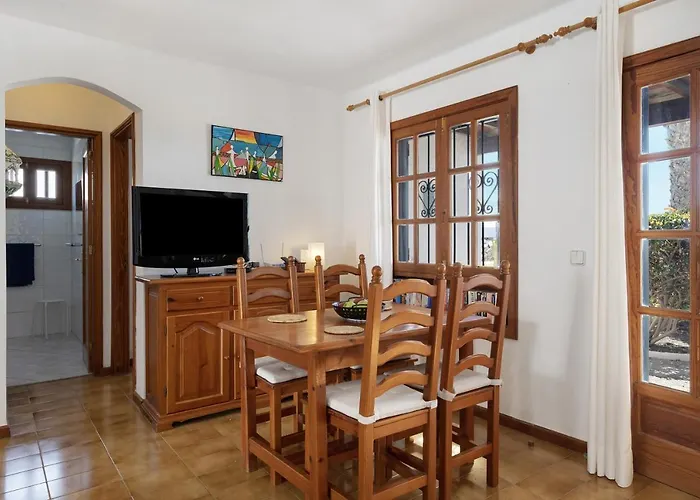 Puerto Chico N * Playa Blanca